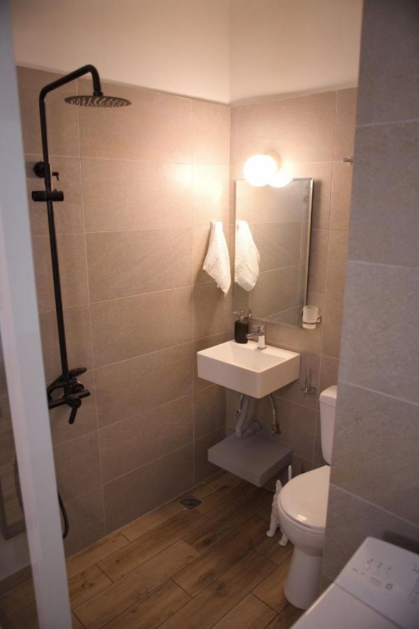 Aroura Homes Garden House 2Br 2Ba Free Parking Atene Esterno foto