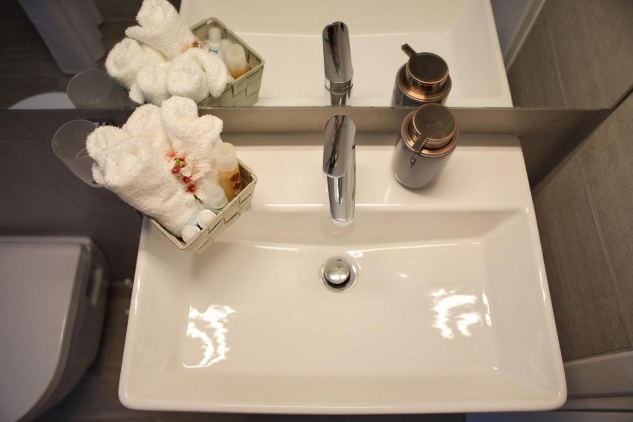 Aroura Homes Garden House 2Br 2Ba Free Parking Atene Esterno foto
