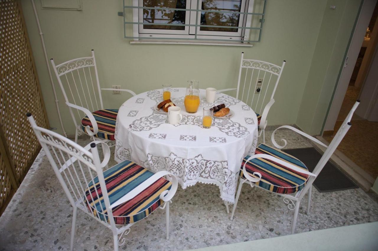Aroura Homes Garden House 2Br 2Ba Free Parking Atene Esterno foto
